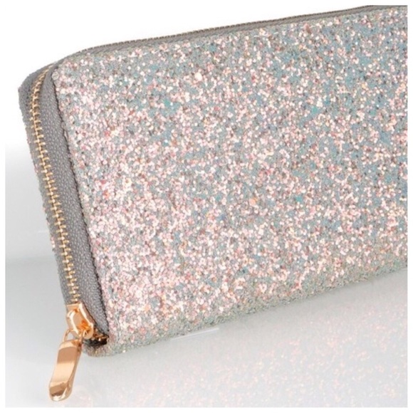 Glitter zip around wallet - Picture 4 of 5